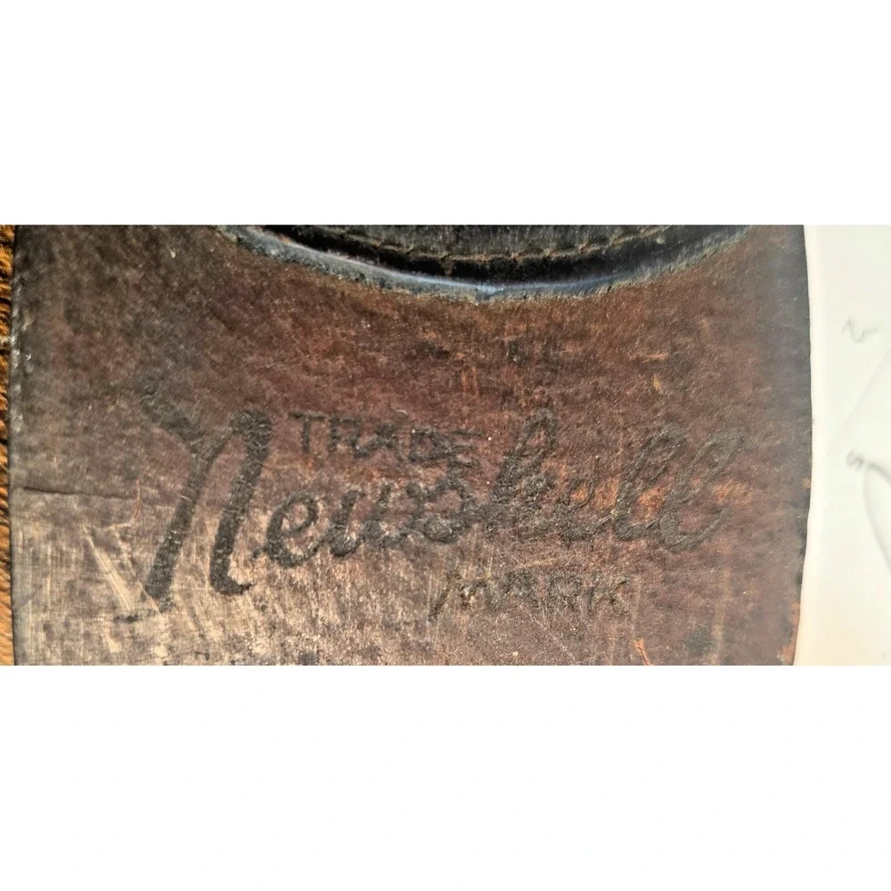 Vintage Pike Pike Newshell Razor Strop
